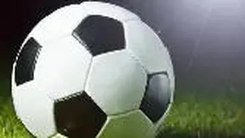 《泰晤士报》揭露：英超裁判年薪平均超数万镑，顶尖裁判年薪逼近十万元